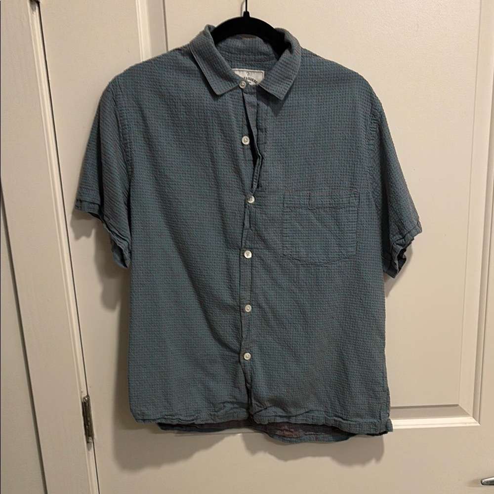 Casual Blue Button Down Shirt with Relaxed Fit